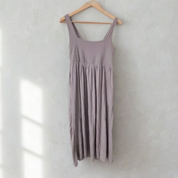 Nova Square Neck Dress - Picture 3 of 7